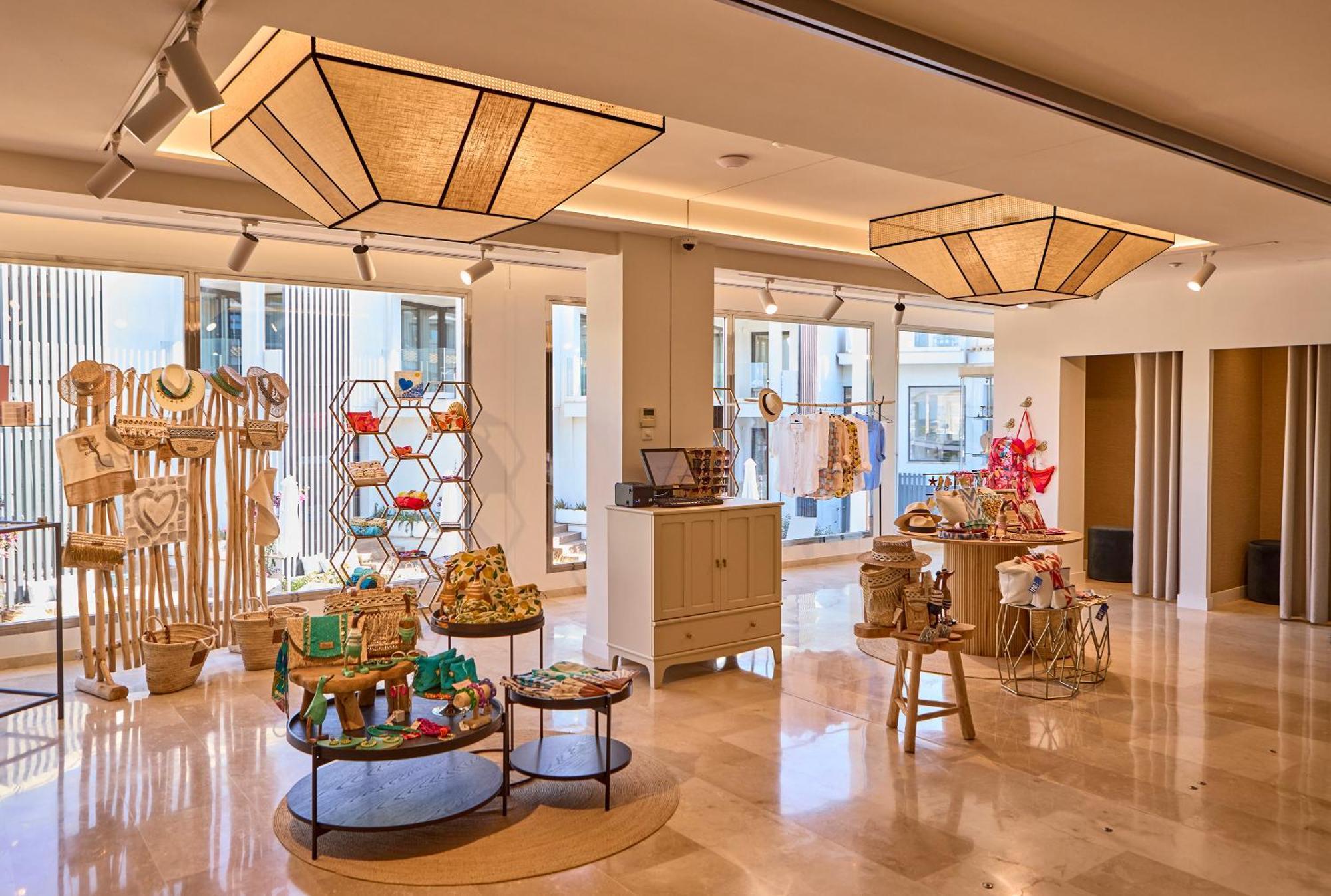 Universal Grand Leon & Spa Colonia de Sant Jordi Exteriör bild